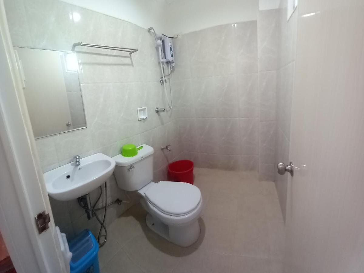 Alinchlo Hotel Legazpi Luaran gambar